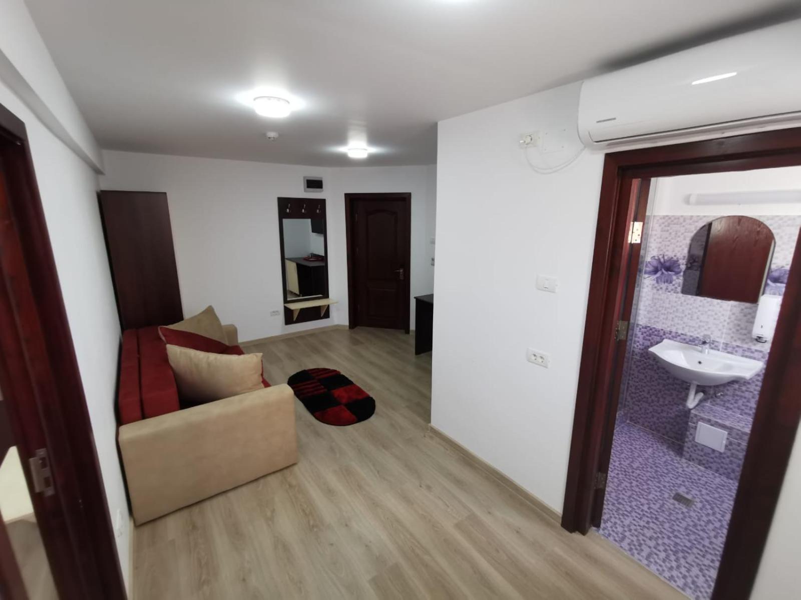 Pensiunea Miruna Valentin Jupiter Oda fotoğraf